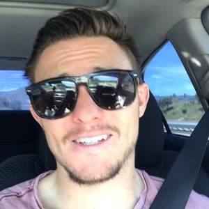 Meet your Posher, Adam